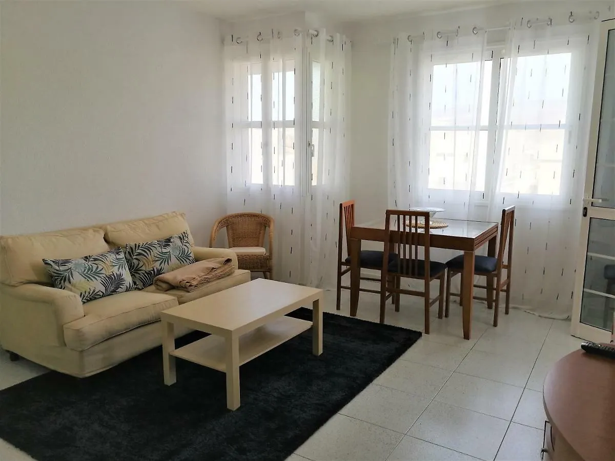 El Medano, New Apartment, 3 Bedrooms El Medano (Tenerife)