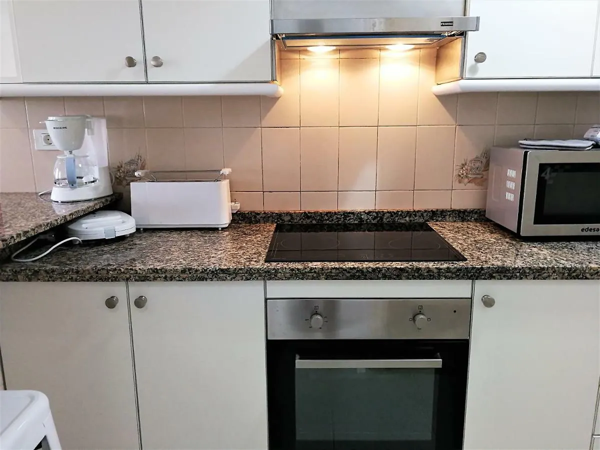 El Medano, New Apartment, 3 Bedrooms Apartment El Medano (Tenerife)